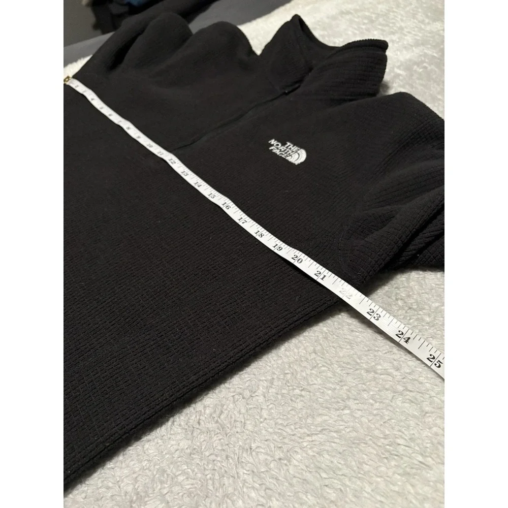 The North Face Men's 1/4 Zip‎ Black Pullover Sweatshirt Size Medium Sweater